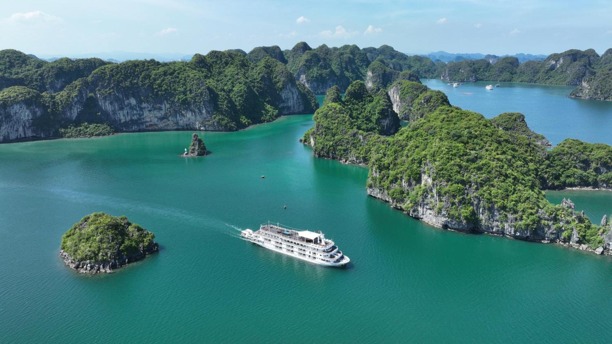 Paradise Grand Cruise - Lan Ha Bay Халонг Экстерьер фото